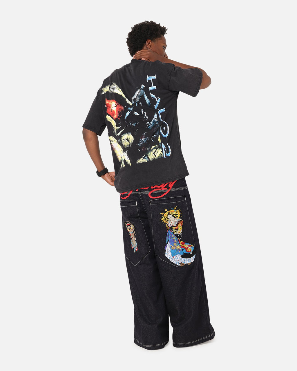 73Studio X Halo Halo 2 Masterchief Vintage T-Shirt Off Black