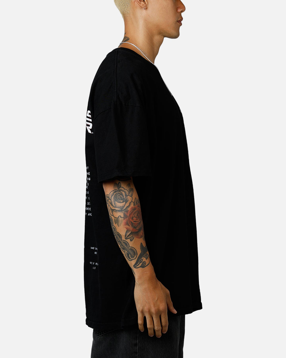 73Studio X Gears Of War Lancer T-Shirt Black